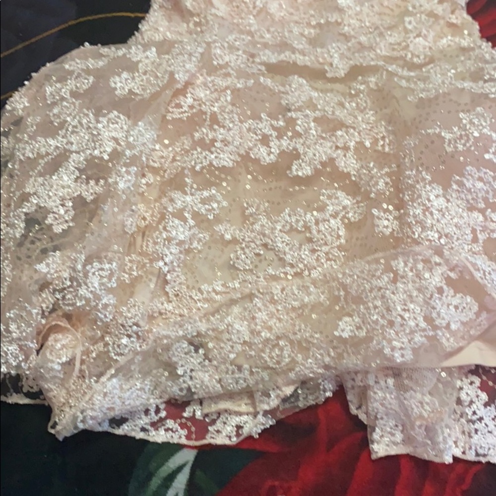 Dress - Picture 2 of 8